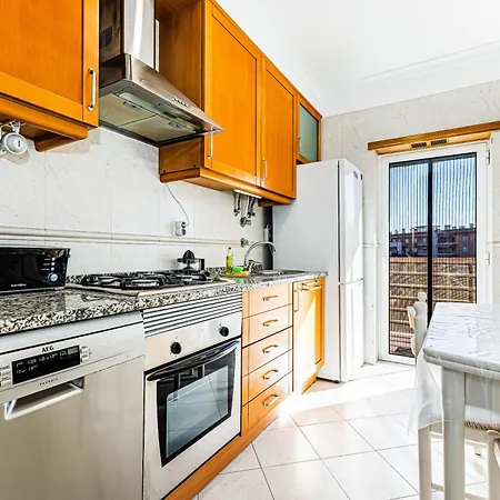 Golden * Armação de Pêra