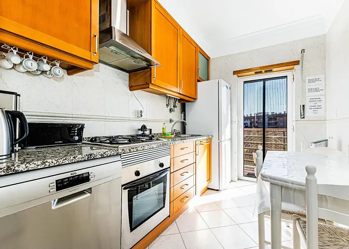 Golden * Armação de Pêra